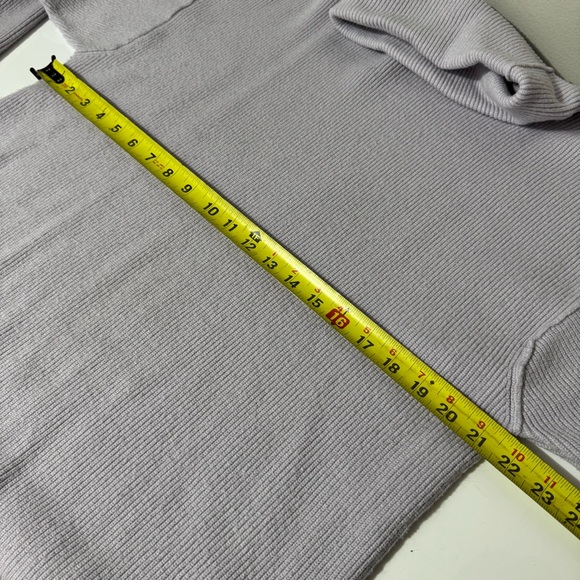 Free People feminine whimsical whimsy Lavender turtleneck Sweater - Picture 4 of 6